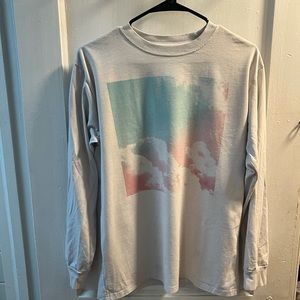 white long sleeve t shirt